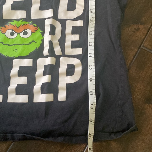 Sesame Street Oscar tshirt ladies small - Picture 4 of 5